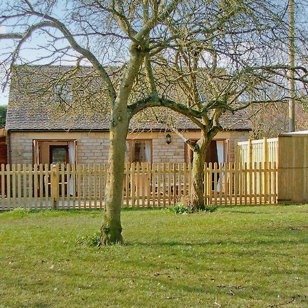 Dove Cottage Ampney Crucis Екстер'єр фото