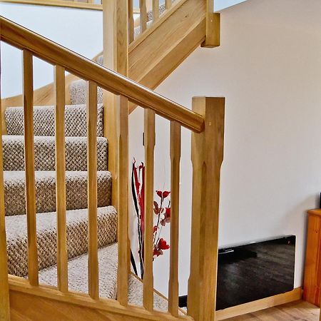 Dove Cottage Ampney Crucis Екстер'єр фото