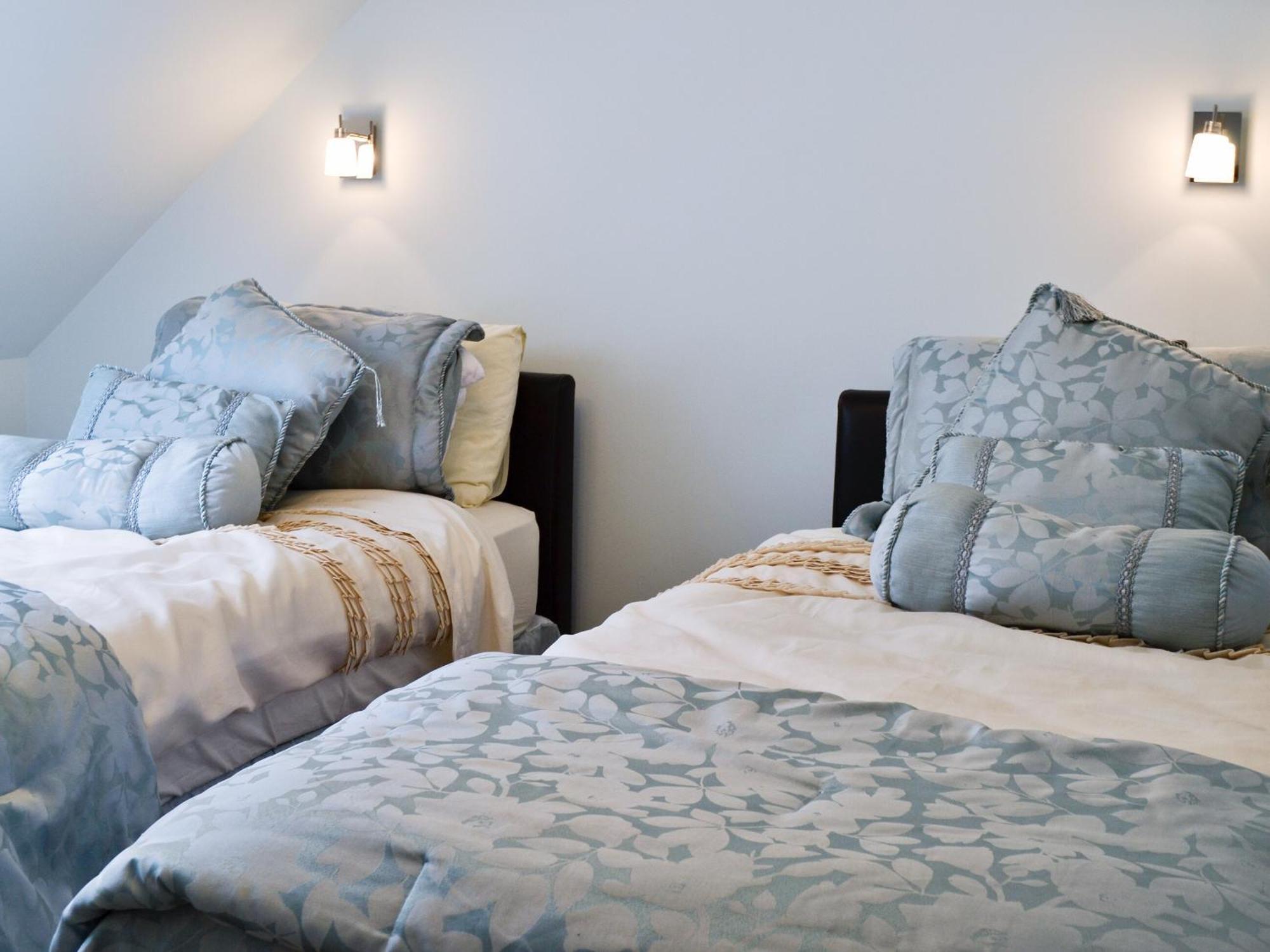 Dove Cottage Ampney Crucis Екстер'єр фото